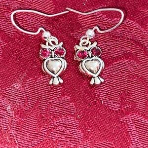 5/$10❤️❤️❤️NEW Handmade Tibetan Silver Owls with Red Rhinestoned Eyes Earrings